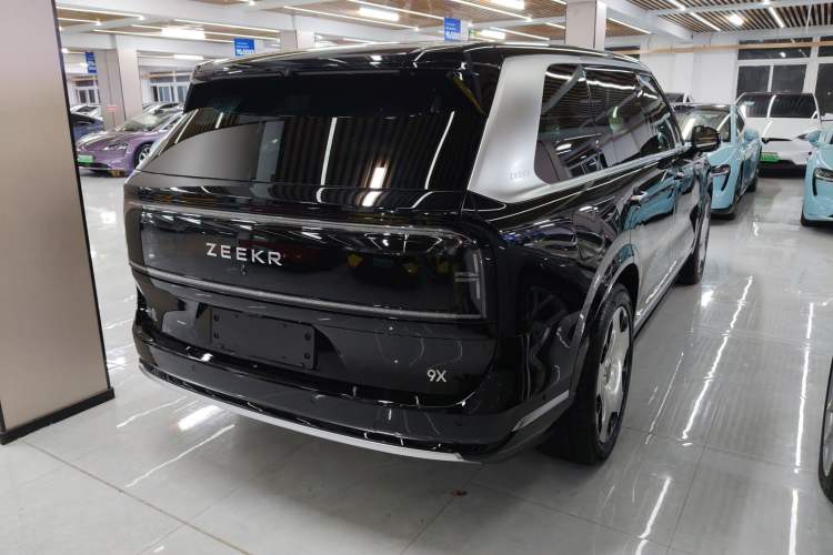 Used Zeekr 9X 2025 Hyper Edition Rear Right 45 Deg