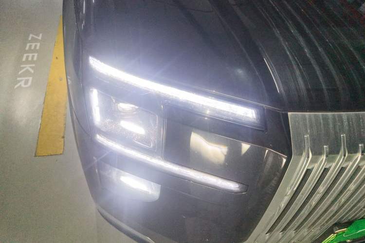 Used Zeekr 9X 2025 Ultra Edition Right Front Headlight