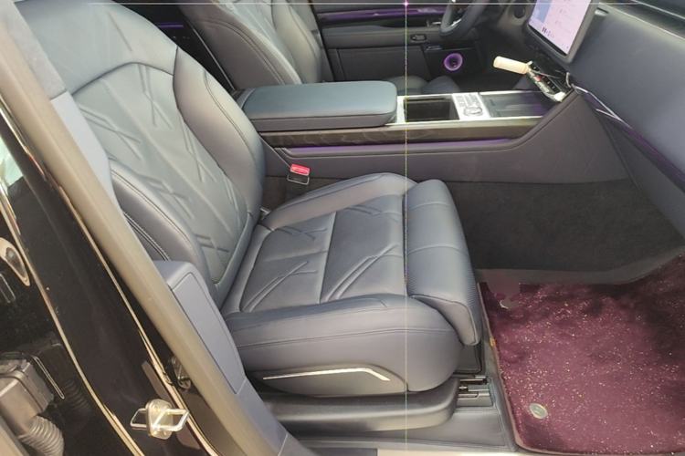 Used Zeekr 9X 2025 Max Edition Right Front Seat