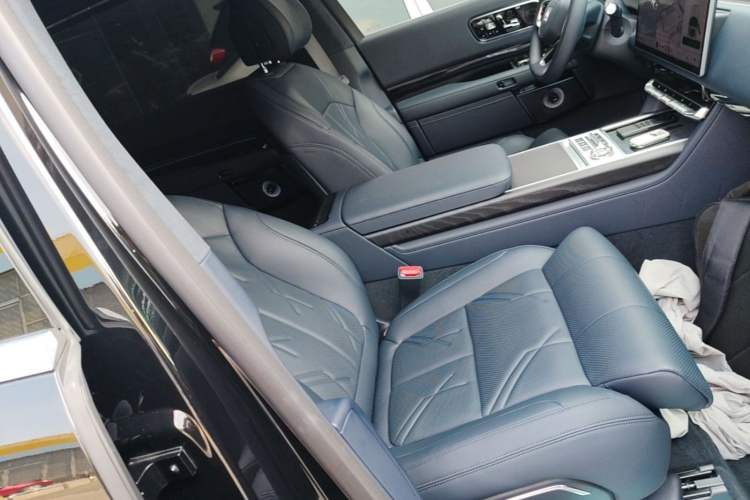 Used Zeekr 9X 2025 Ultra Edition Right Front Seat