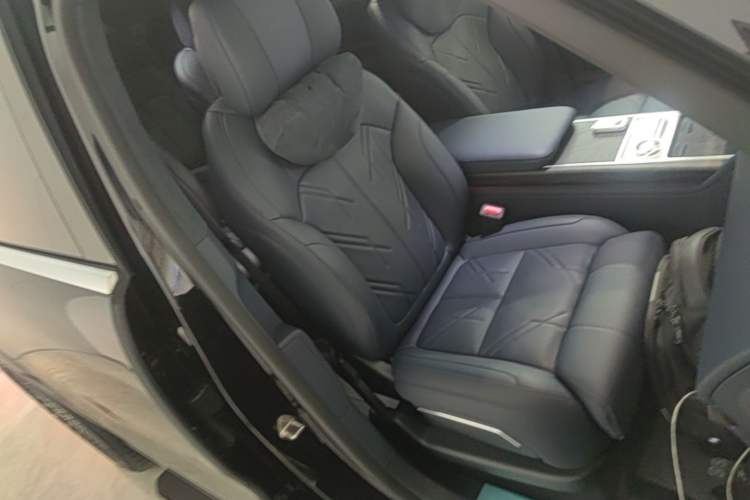 Used Zeekr 9X 2025 Max Edition Right Front Seat