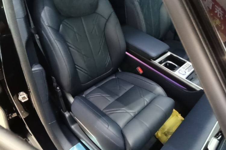 Used Zeekr 9X 2025 Ultra Edition Right Front Seat