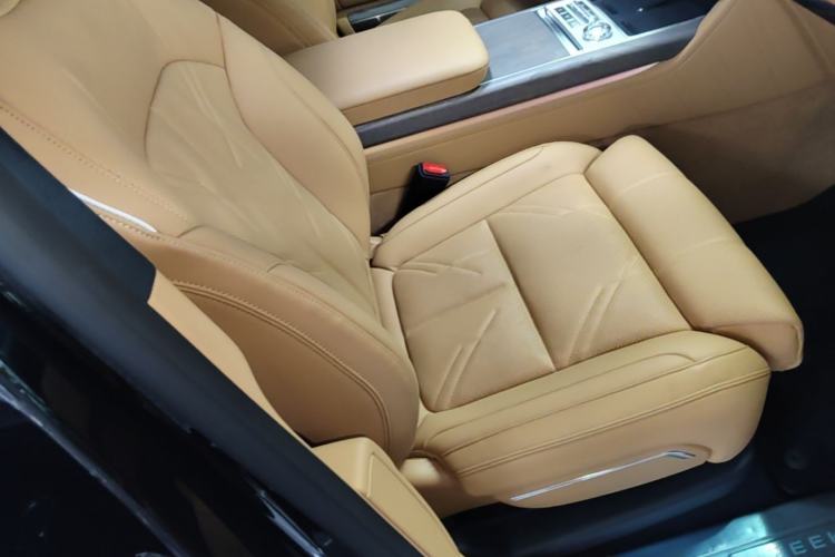 Used Zeekr 9X 2025 Ultra Edition 70kWh Right Front Seat