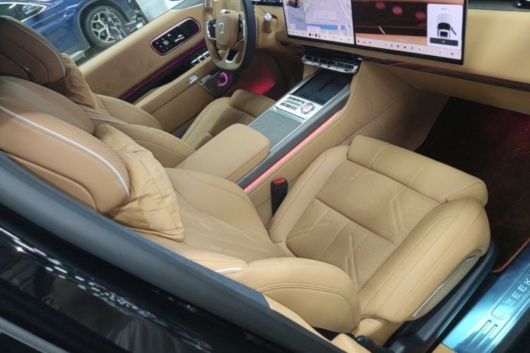 Used Zeekr 9X 2025 Hyper Edition Right Front Seat