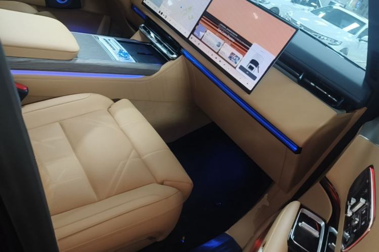 Used Zeekr 9X 2025 Ultra Edition 70kWh Right Front Seat
