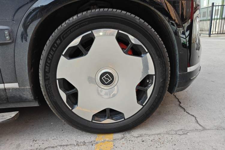 Used Zeekr 9X 2025 Hyper Edition Right Front Wheel Hub