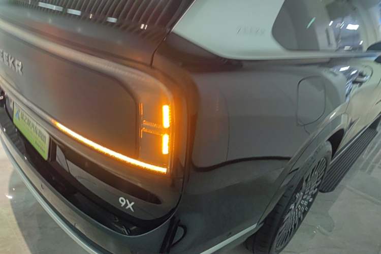 Used Zeekr 9X 2025 Max Edition Right Rear Taillight