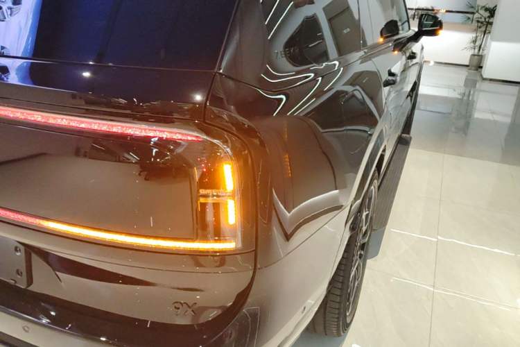 Used Zeekr 9X 2025 Hyper Edition Right Rear Taillight