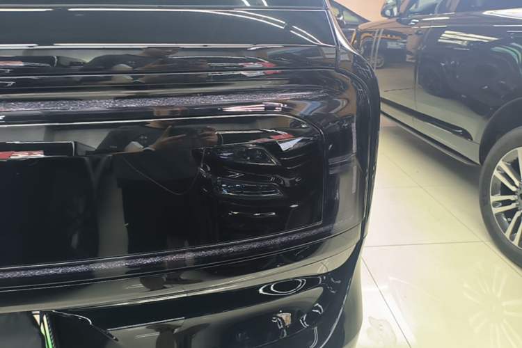Used Zeekr 9X 2025 Moon Black Edition 70kWh Right Rear Taillight