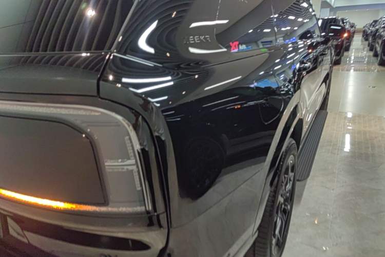 Used Zeekr 9X 2025 Moon Black Edition 70kWh Right Rear Taillight