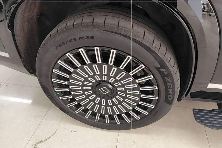 Used Zeekr 9X 2025 Max Edition Right Rear Wheel Hub