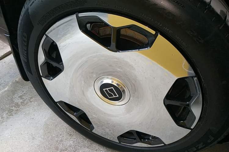 Used Zeekr 9X 2025 Ultra Edition 70kWh Right Rear Wheel Hub