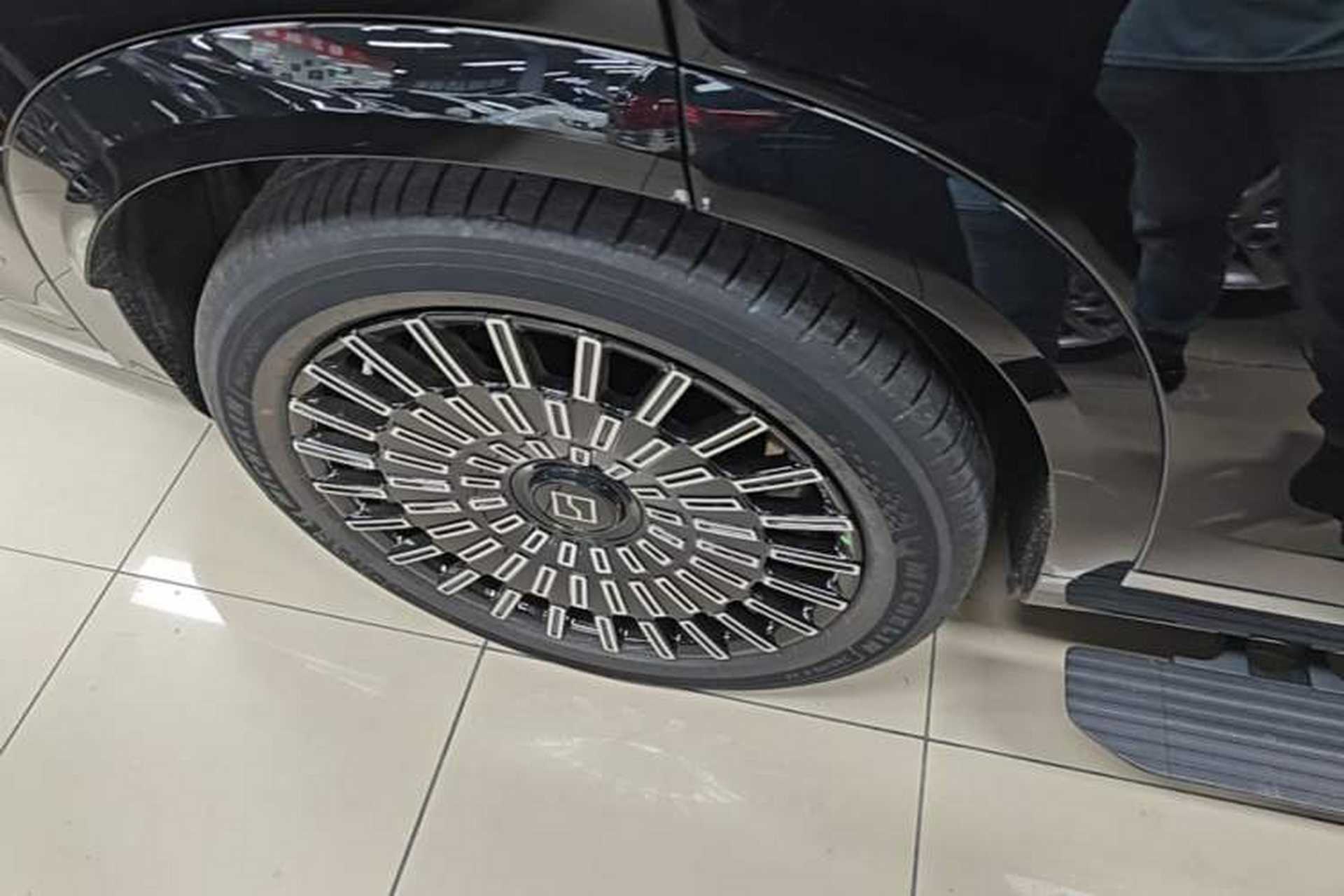 Used Zeekr 9X 2025 Ultra Edition 70kWh Right Rear Wheel Hub