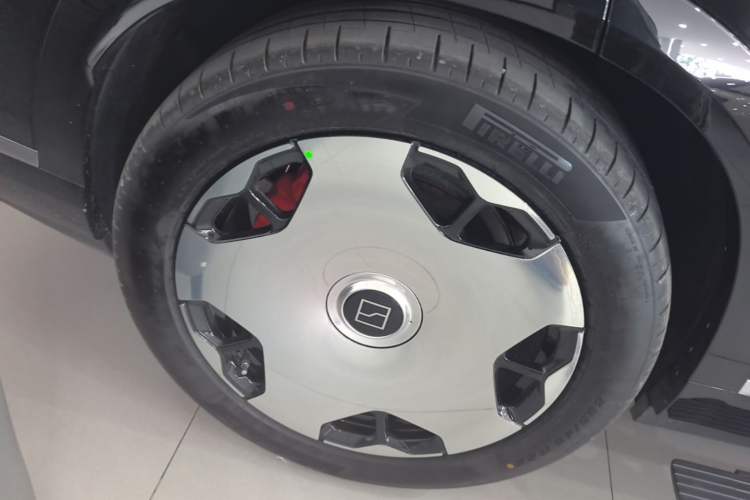 Used Zeekr 9X 2025 Hyper Edition Right Rear Wheel Hub