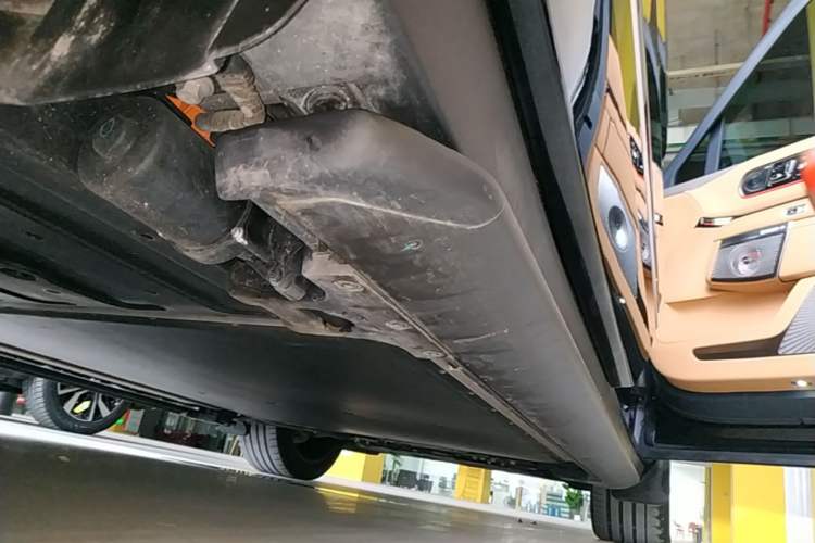 Used Zeekr 9X 2025 Ultra Edition 70kWh Right Side Sill