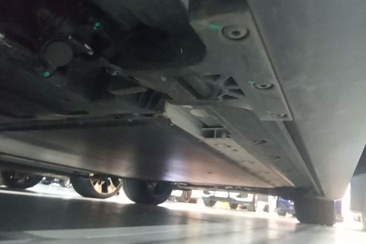 Used Zeekr 9X 2025 Ultra Edition Right Side Sill