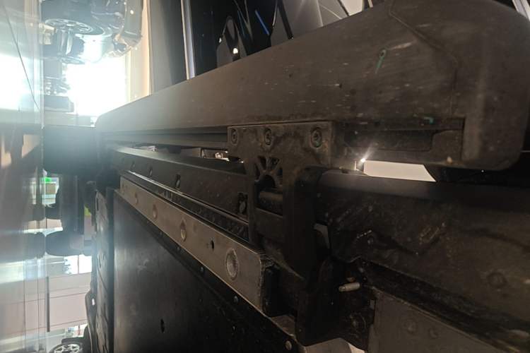 Used Zeekr 9X 2025 Hyper Edition Right Side Sill