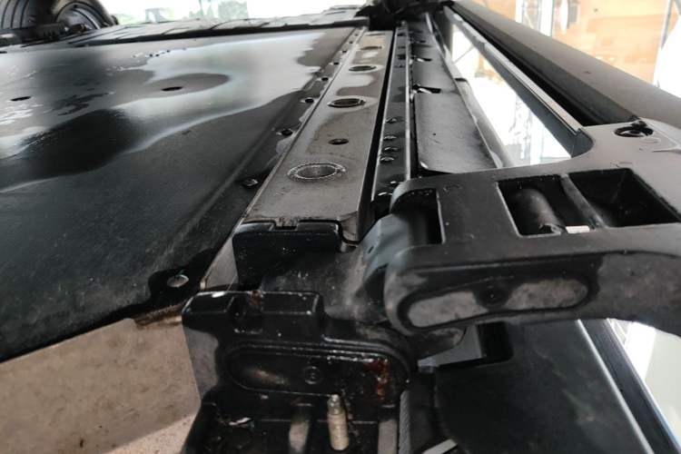Used Zeekr 9X 2025 Ultra Edition 70kWh Right Side Sill