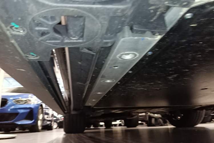 Used Zeekr 9X 2025 Ultra Edition Right Side Sill