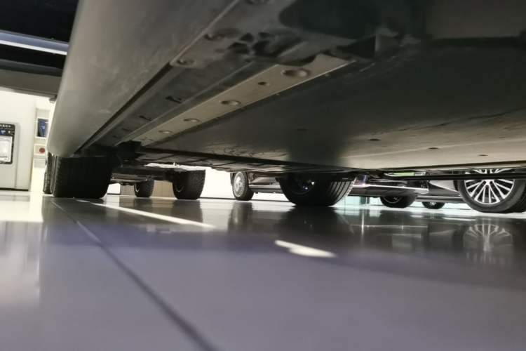 Used Zeekr 9X 2025 Ultra Edition 70kWh Right Side Sill