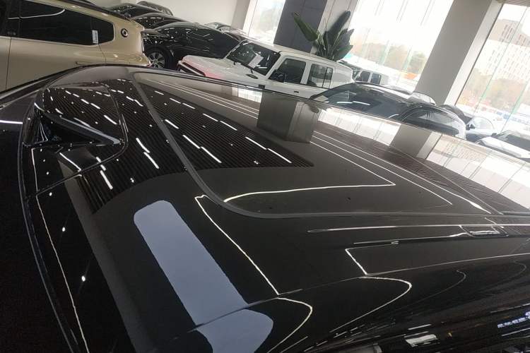 Used Zeekr 9X 2025 Moon Black Edition 70kWh Roof