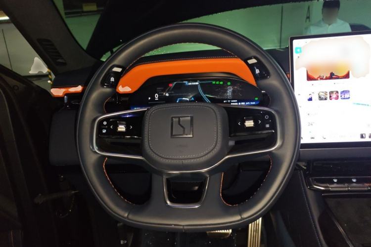 Used Zeekr 9X 2025 Moon Black Edition 70kWh Steering Wheel