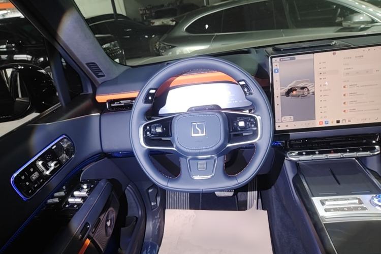 Used Zeekr 9X 2025 Moon Black Edition 70kWh Steering Wheel