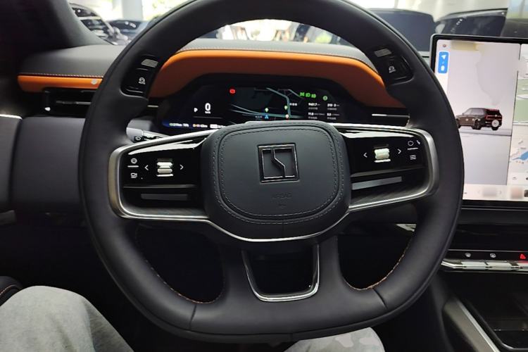 Used Zeekr 9X 2025 Moon Black Edition 70kWh Steering Wheel