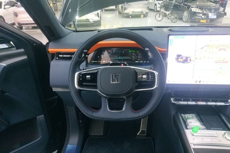 Used Zeekr 9X 2025 Moon Black Edition 70kWh Steering Wheel