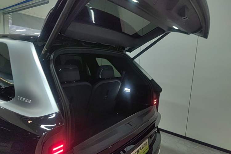 Used Zeekr 9X 2025 Max Edition Trunk