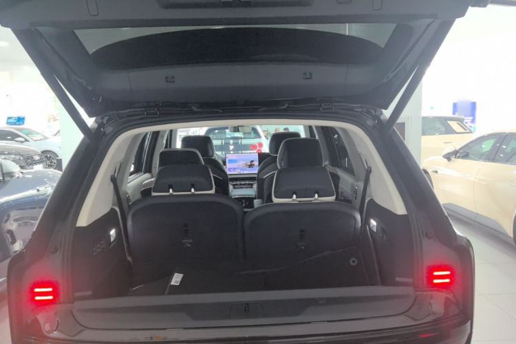 Used Zeekr 9X 2025 Hyper Edition Trunk