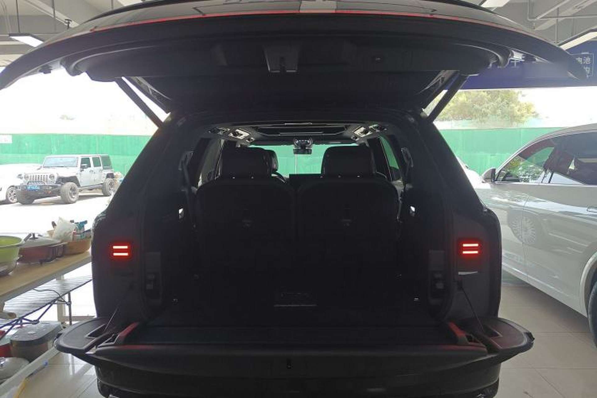 Used Zeekr 9X 2025 Max Edition Trunk