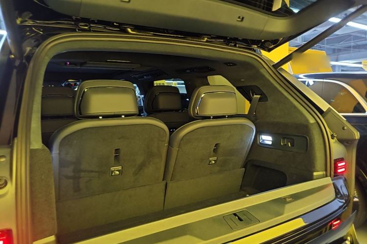 Used Zeekr 9X 2025 Ultra Edition Trunk