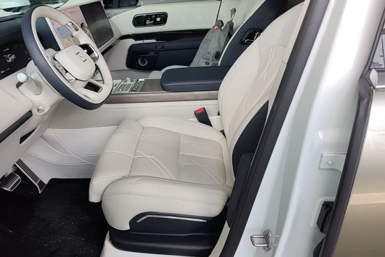 Used Zeekr 9X 2025 Hyper Edition Left Front Seat