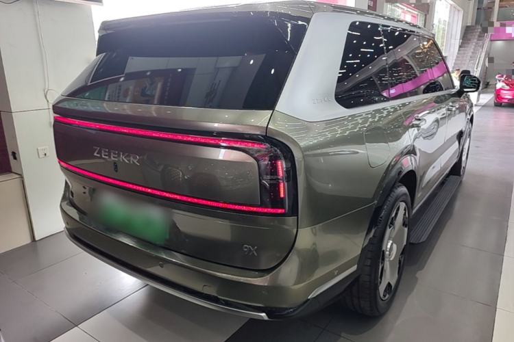 Used Zeekr 9X 2025 Hyper Edition Rear Right 45 Deg