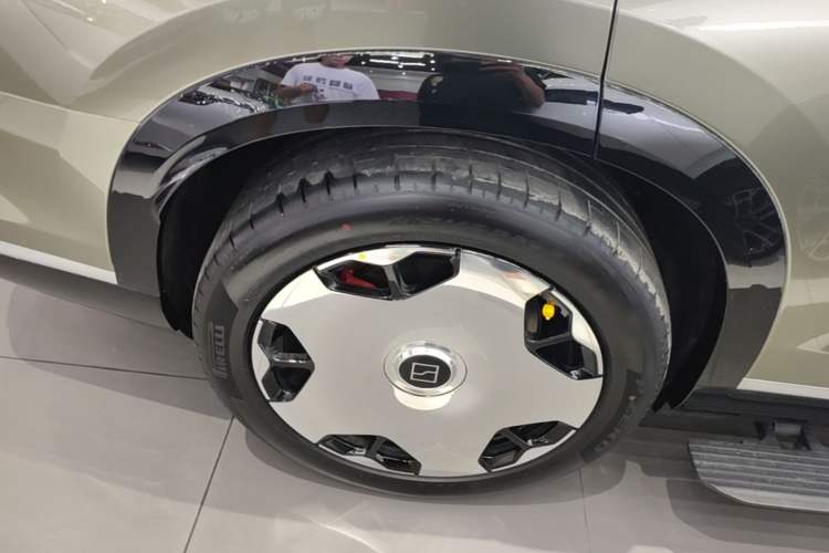 Used Zeekr 9X 2025 Hyper Edition Right Rear Wheel Hub
