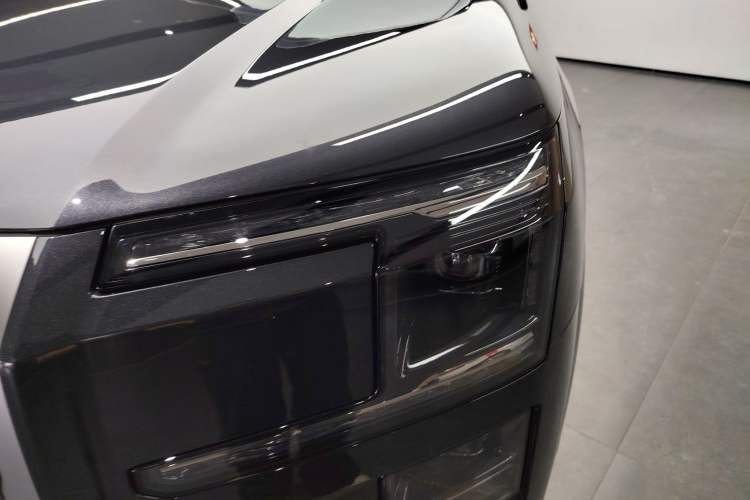 Used Zeekr 9X 2025 Ultra Edition 70kWh Left Front Headlight
