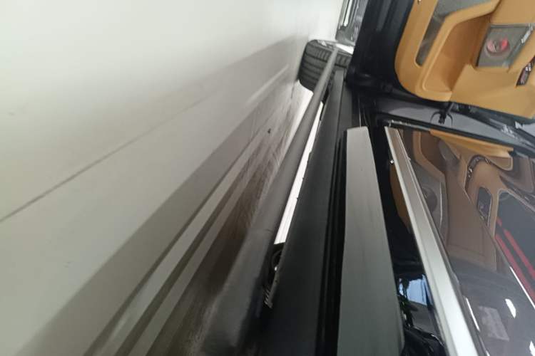 Used Zeekr 9X 2025 Hyper Edition Left Side Sill