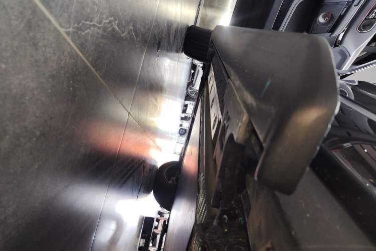 Used Zeekr 9X 2025 Ultra Edition 70kWh Left Side Sill