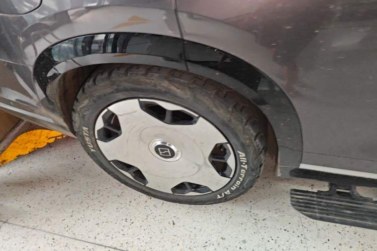 Used Zeekr 9X 2025 Ultra Edition 70kWh Right Rear Wheel Hub