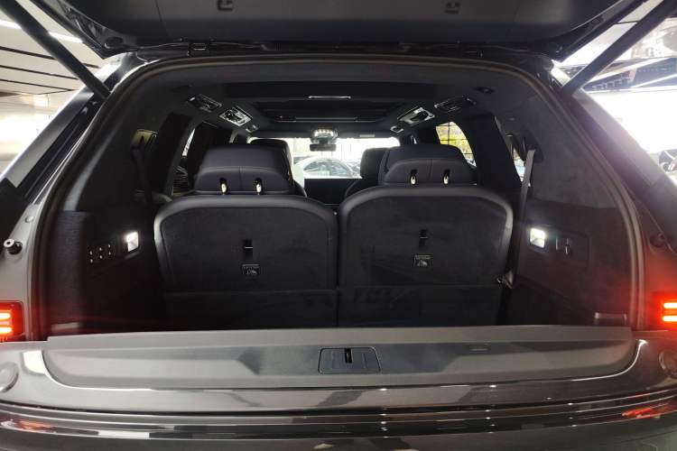 Used Zeekr 9X 2025 Ultra Edition 70kWh Trunk