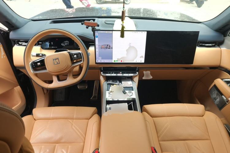 Used Zeekr 9X 2025 Ultra Edition 70kWh Center Console
