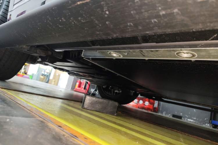 Used Zeekr 9X 2025 Ultra Edition Chassis Front Right
