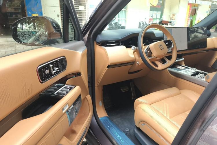 Used Zeekr 9X 2025 Ultra Edition 70kWh Driver Seat