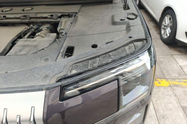 Used Zeekr 9X 2025 Ultra Edition 70kWh Engine Bay Left