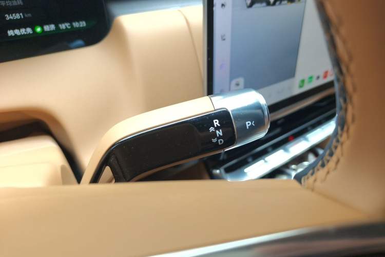 Used Zeekr 9X 2025 Ultra Edition 70kWh Gear Lever