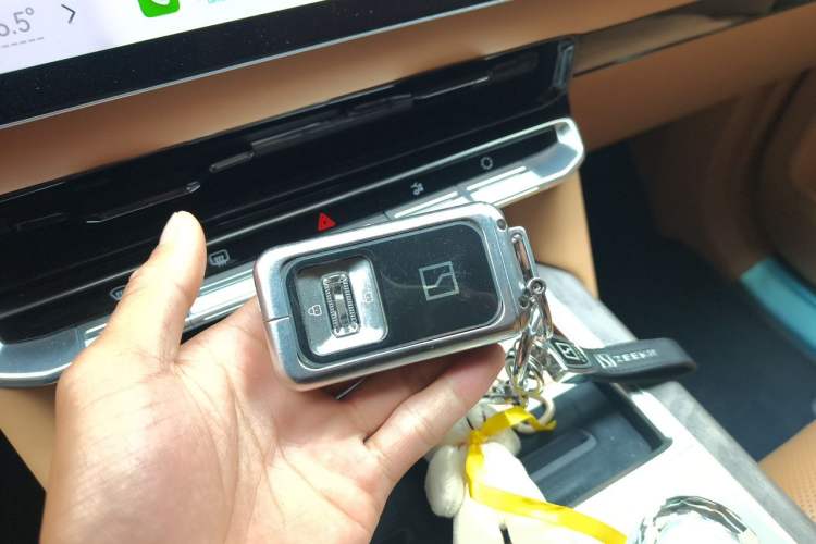 Used Zeekr 9X 2025 Ultra Edition 70kWh Vehicle Key