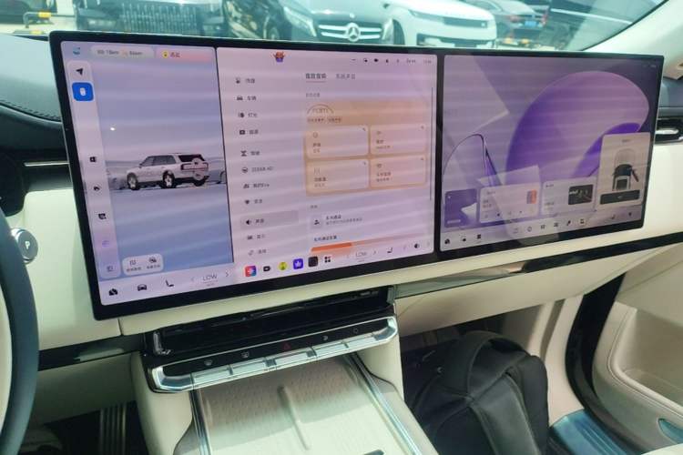 Used Zeekr 9X 2025 Ultra Edition 70kWh Audio And AC Panel