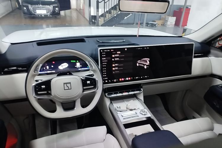 Used Zeekr 9X 2025 Ultra Edition 70kWh Center Console