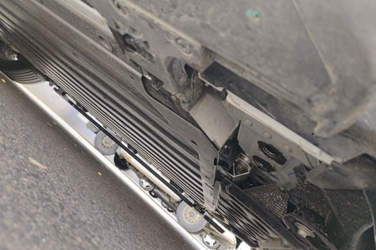 Used Zeekr 9X 2025 Hyper Edition Chassis Front Right